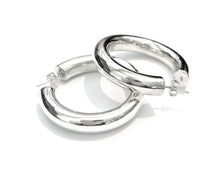 Load image into Gallery viewer, Silver Hoops - AK513

