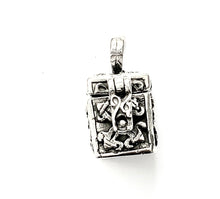 Load image into Gallery viewer, Silver Pendant - P500
