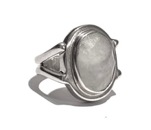 Load image into Gallery viewer, Silver Ring - R969
