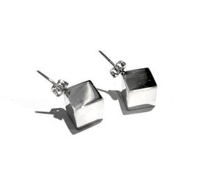 Silver Studs - A1016
