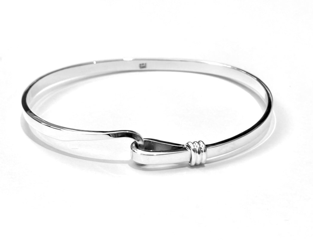 Silver Bangle - B5318