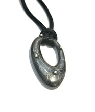 Load image into Gallery viewer, Silver Necklace - C869
