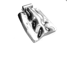 Load image into Gallery viewer, Silver Pendant - D257
