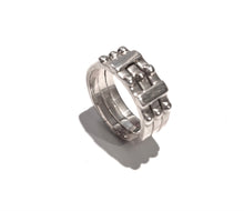 Load image into Gallery viewer, Silver Ring - R967
