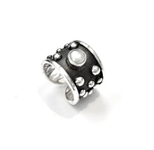 Load image into Gallery viewer, Silver Ring - R7046
