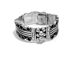 Load image into Gallery viewer, Silver Bracelet - JB40

