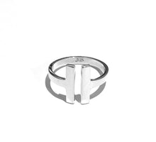 Load image into Gallery viewer, Silver Ring - R1243
