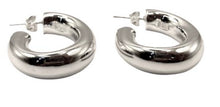 Load image into Gallery viewer, Silver Hoops - A3223
