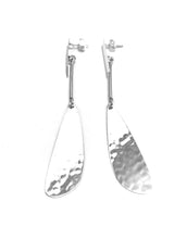 Load image into Gallery viewer, Silver Drops - A8107
