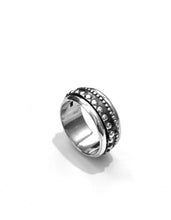 Load image into Gallery viewer, Silver Ring - R5284
