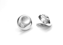 Load image into Gallery viewer, Silver Clip Earrings - AK463
