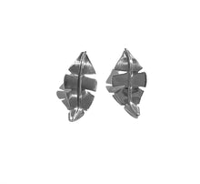 Load image into Gallery viewer, Silver Studs - A1063

