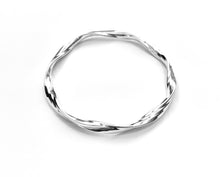 Load image into Gallery viewer, Silver Bangle - B6149
