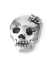 Load image into Gallery viewer, Silver Pendant/ Belt Buckle - D5220
