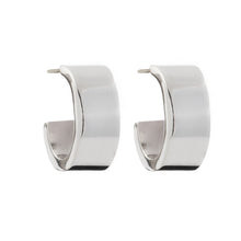 Load image into Gallery viewer, Silver Hoops - A1067
