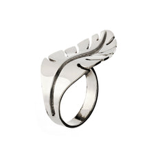 Load image into Gallery viewer, Silver Ring - R1245
