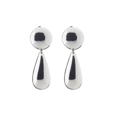 Load image into Gallery viewer, Silver Clip Earrings - AK456
