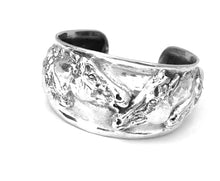 Load image into Gallery viewer, Silver Cuff - B243
