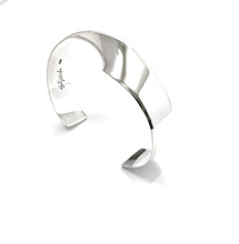 Load image into Gallery viewer, Silver Cuff - B3165
