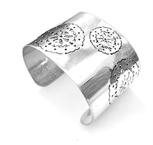 Load image into Gallery viewer, Silver Cuff - B2136
