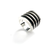 Load image into Gallery viewer, Silver Ring - RK371
