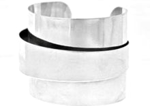 Load image into Gallery viewer, Silver Cuff - B5171

