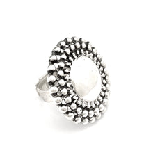 Load image into Gallery viewer, Silver Ring - R5104
