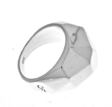 Load image into Gallery viewer, Silver Ring - R8068
