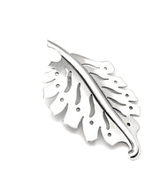 Load image into Gallery viewer, Silver Pendant - D309
