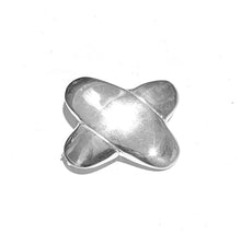 Load image into Gallery viewer, Silver Brooche - E650
