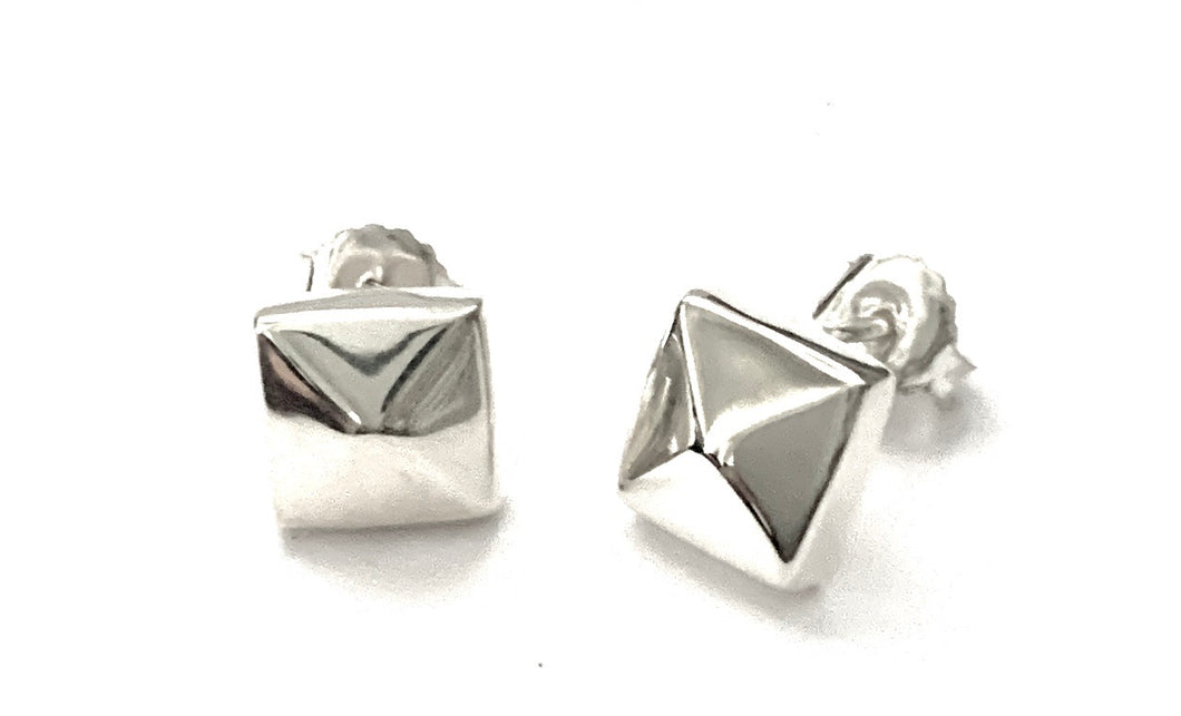 Silver Stud Earrings - A6338