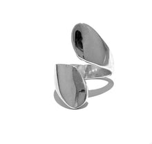Load image into Gallery viewer, Silver Ring - RJ105
