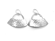 Load image into Gallery viewer, Silver Hoops - A5526
