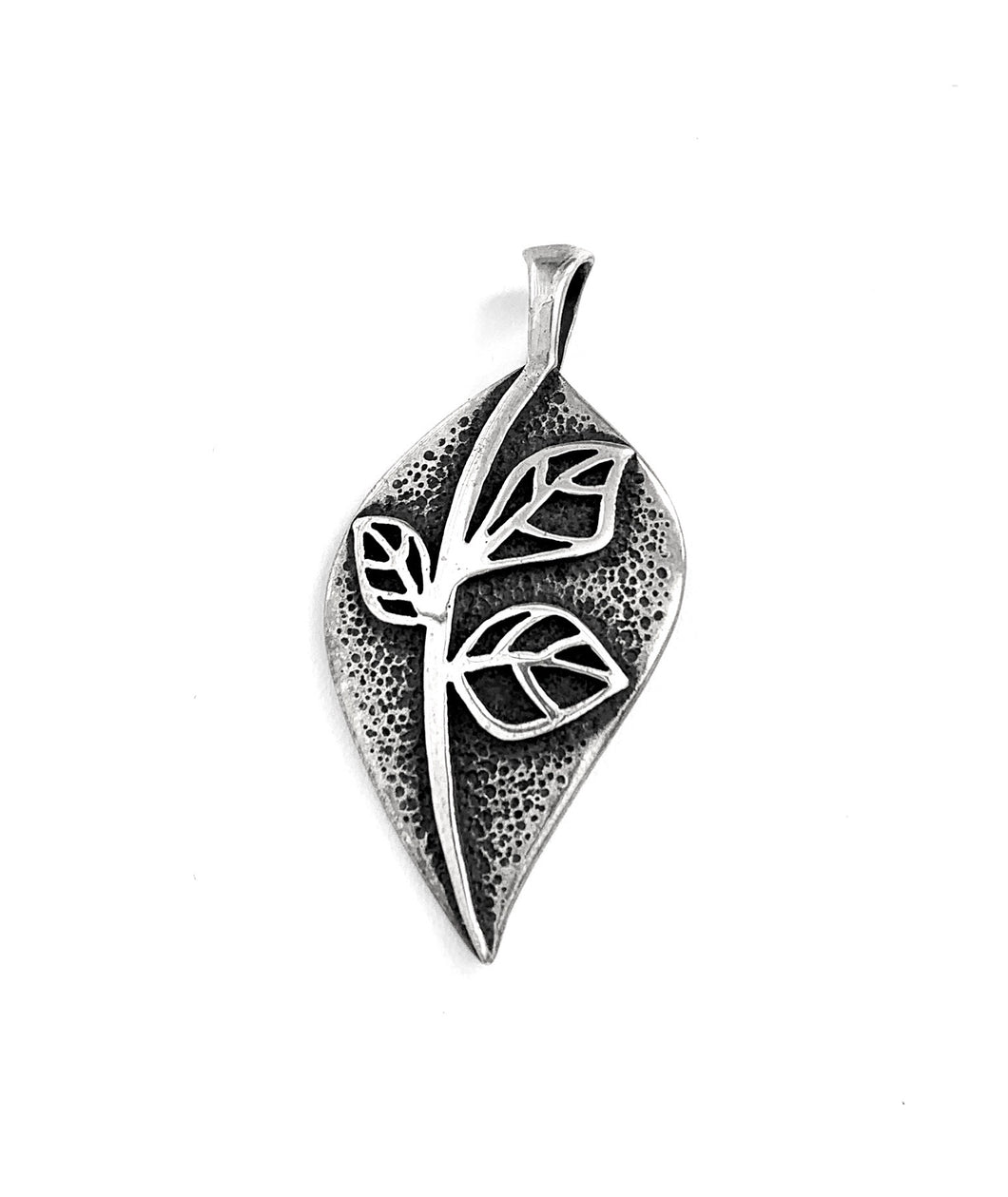 Silver Pendant - D493