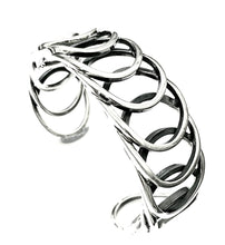 Load image into Gallery viewer, Silver Cuff - B952
