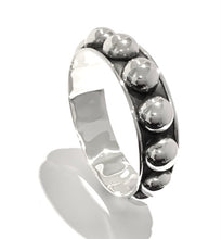 Load image into Gallery viewer, Silver Bangle - B5256
