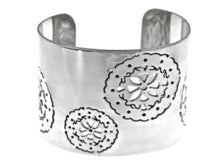 Load image into Gallery viewer, Silver Cuff - B2136

