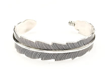 Load image into Gallery viewer, Silver Large  Cuff - B332
