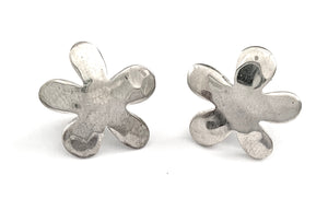 Silver Stud Earrings - A6133