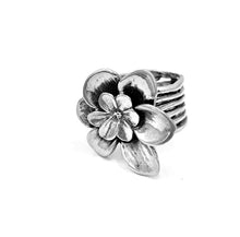 Load image into Gallery viewer, Silver Ring - WR309
