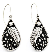 Load image into Gallery viewer, Silver Drop Earrings - A4033
