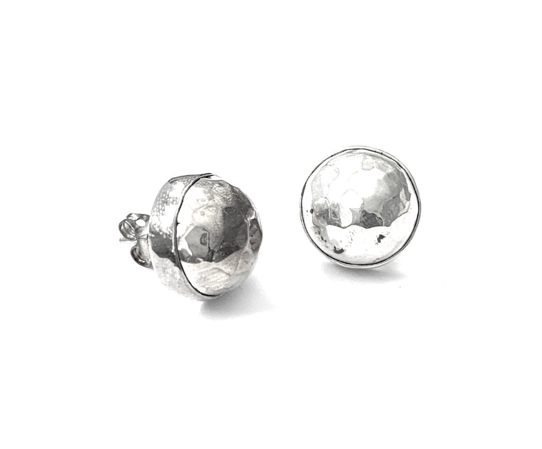 Silver Stud Earrings - AN281