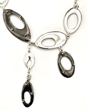 Load image into Gallery viewer, Silver Necklace - C866

