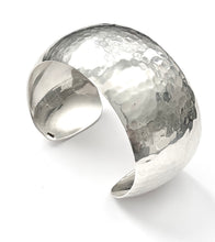 Load image into Gallery viewer, Silver Cuff - B813
