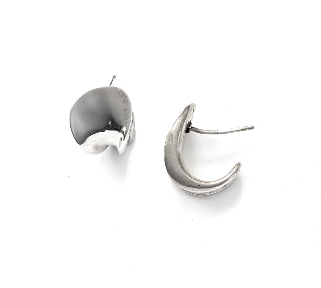 Silver Stud Earrings - A9059