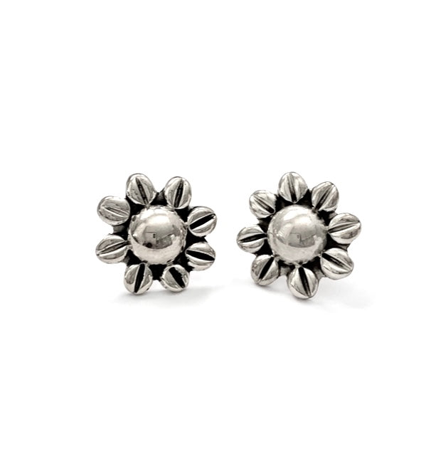 Silver Stud Earrings - A5148