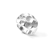 Load image into Gallery viewer, Silver Ring - R383
