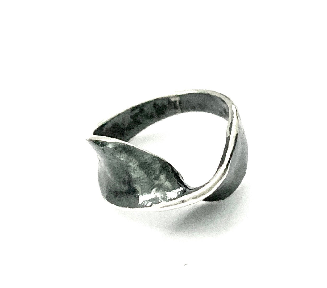 Silver Ring - R983