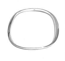 Load image into Gallery viewer, Silver Bangle - B3111
