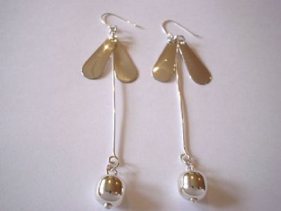 Silver Drop Earrings - A5033. 